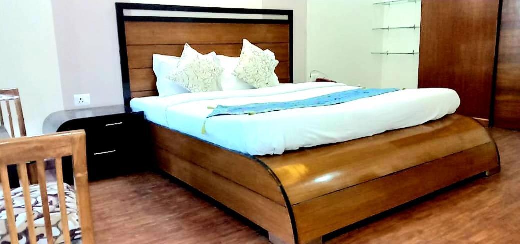 مبيت وإفطار Wildleaf Kasauli Valley Homz المظهر الخارجي الصورة