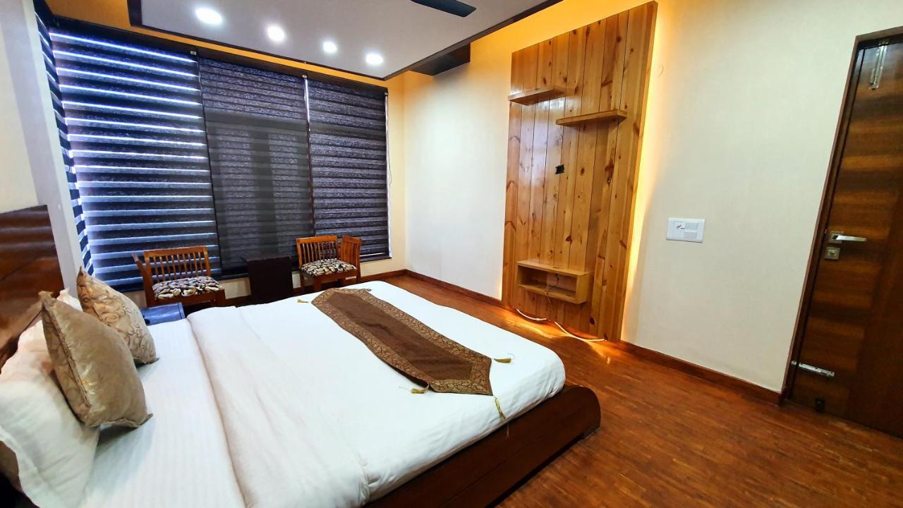 مبيت وإفطار Wildleaf Kasauli Valley Homz المظهر الخارجي الصورة